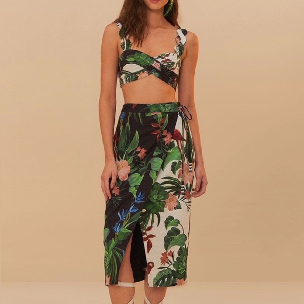 FARM RIO Mixed Midnight Macaw Fiesta LENZING™ ECOVERO™ Euroflax™ Midi Skirt